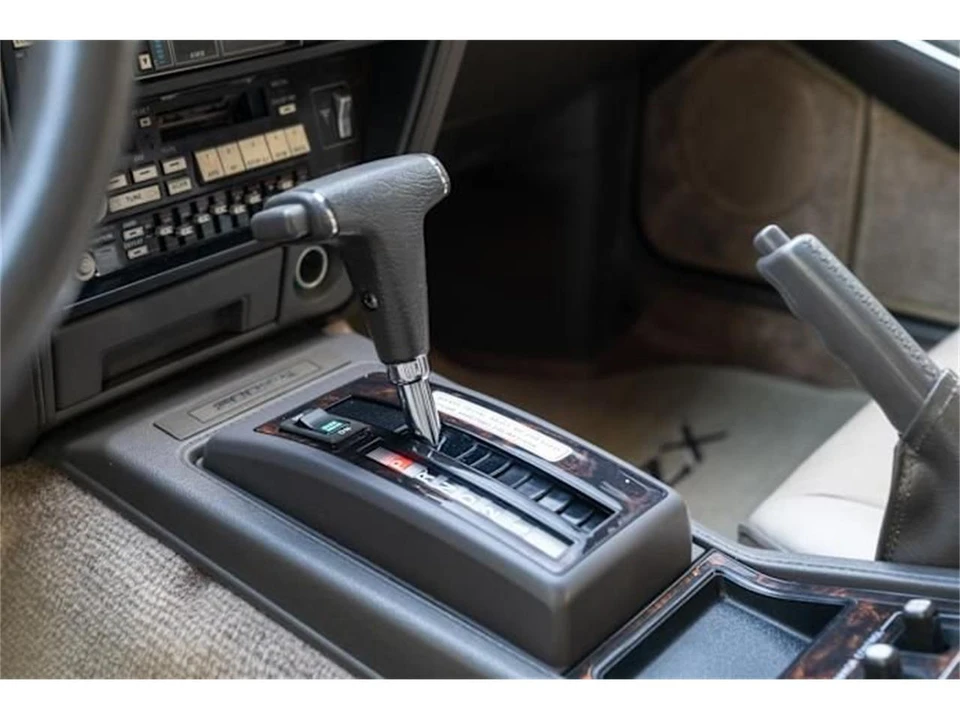 1985 Nissan 300ZX 3rd Gen - Image 23 of 26