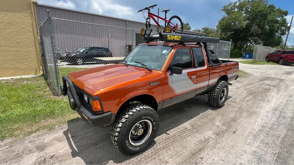 1985 Nissan - Image 2 of 17
