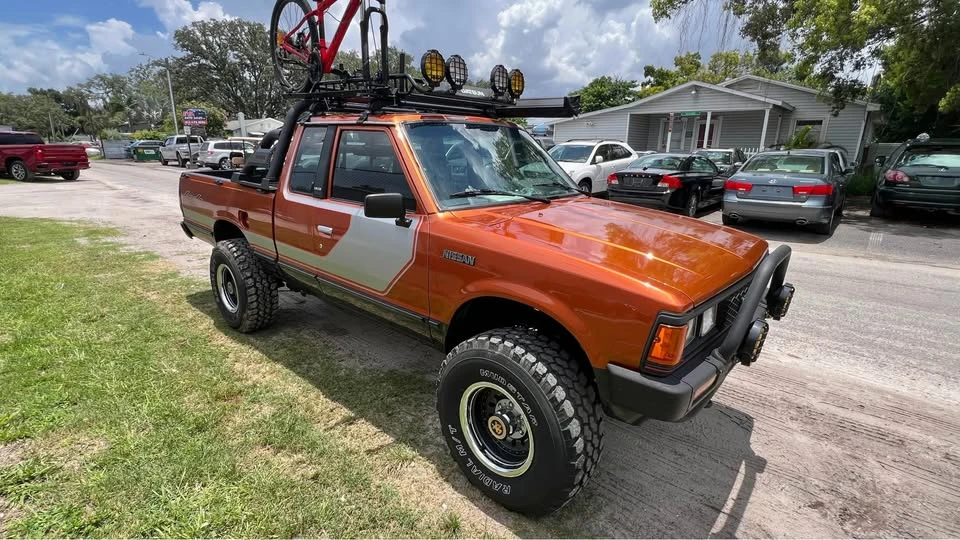 1985 Nissan - Image 3 of 17