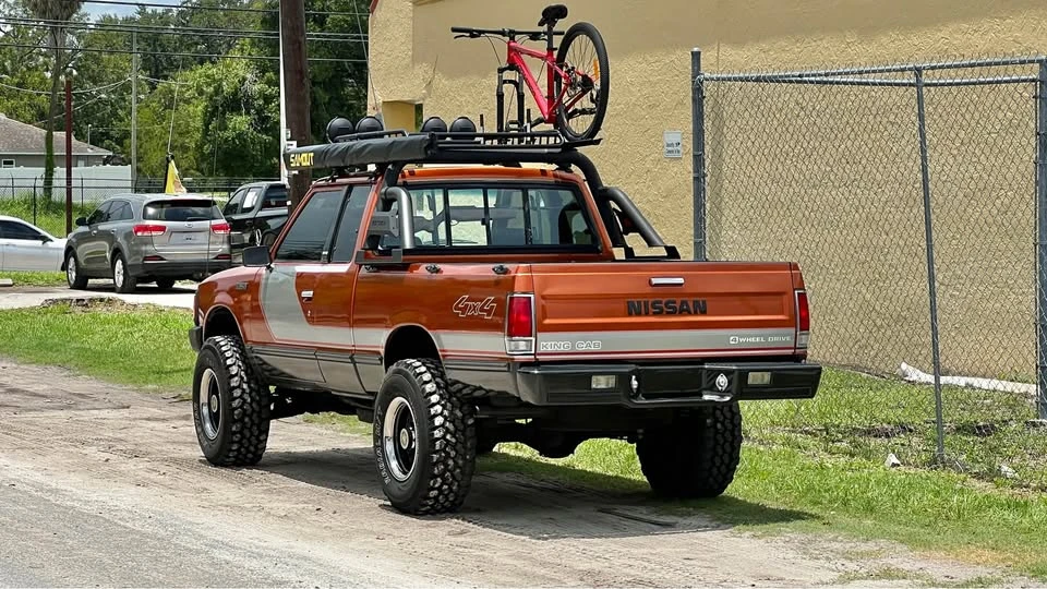 1985 Nissan - Image 17 of 17