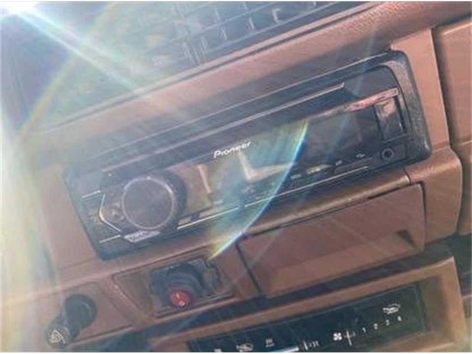 1985 Nissan Frontier - Image 4 of 13