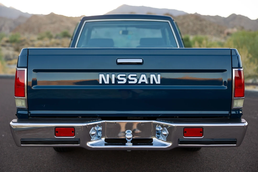 1985 Nissan - Image 20 of 31