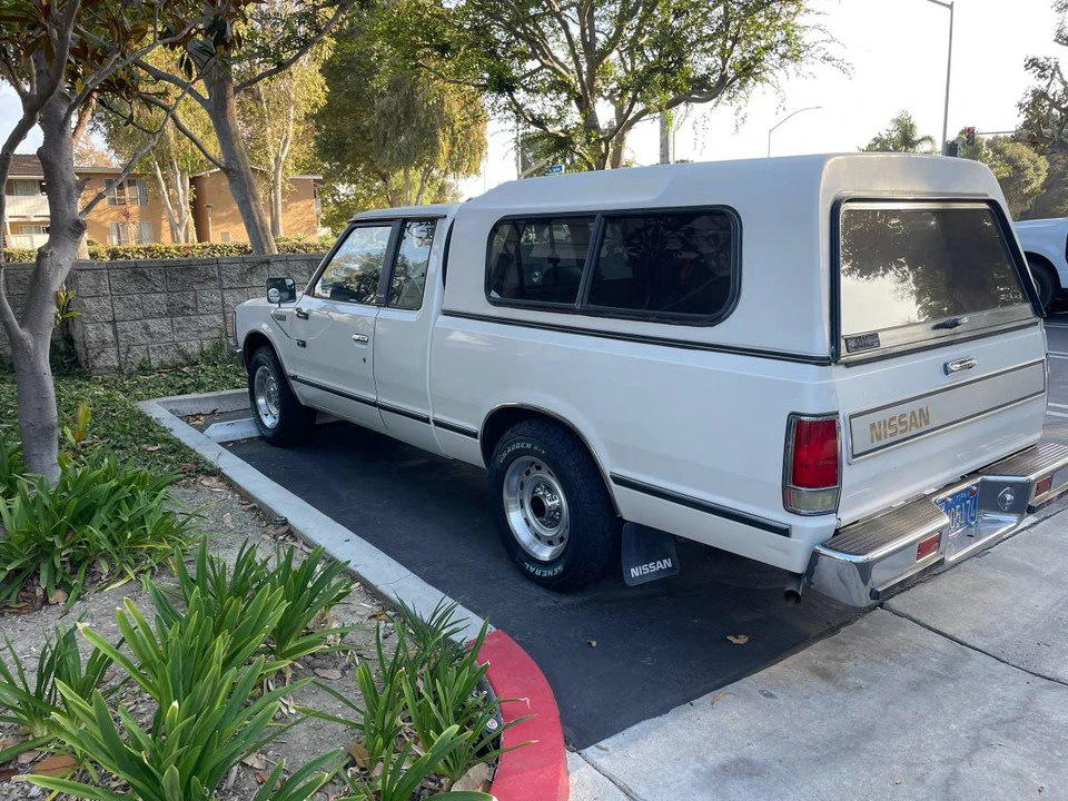 1985 Nissan Frontier - Image 3 of 10