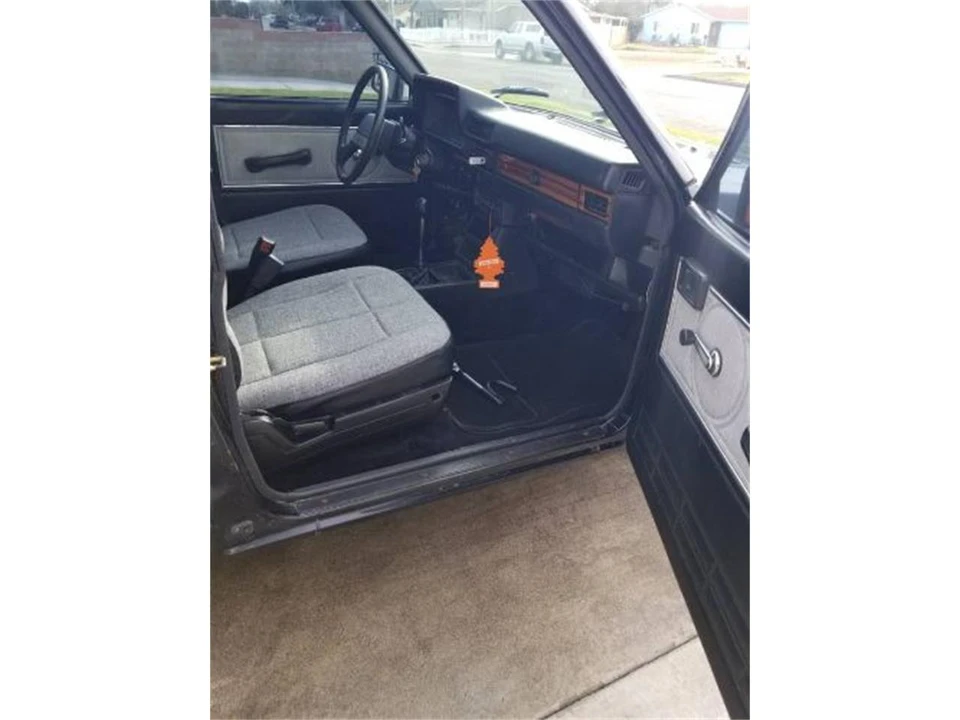 1985 Nissan Frontier - Image 4 of 14