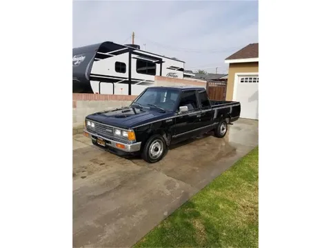 1985 Nissan 720 King-Cab