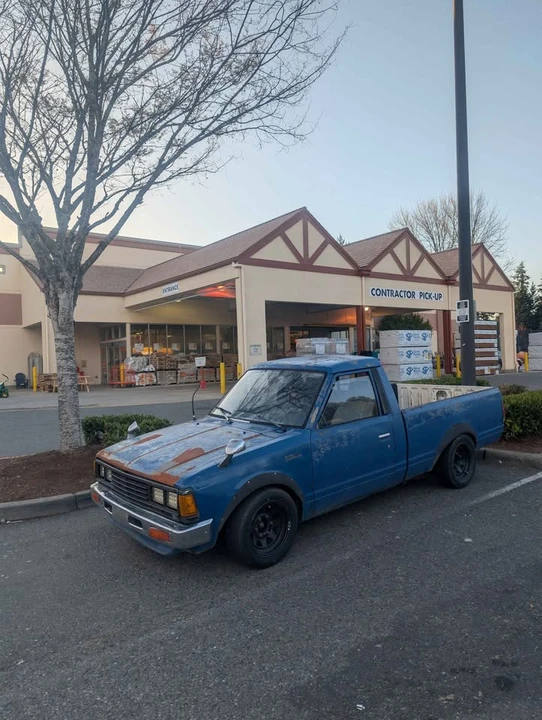 1985 Nissan - Image 2 of 5
