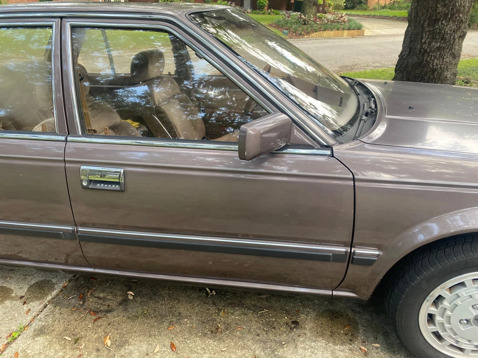 1985 Nissan Maxima 2nd Gen - Image 25 of 31