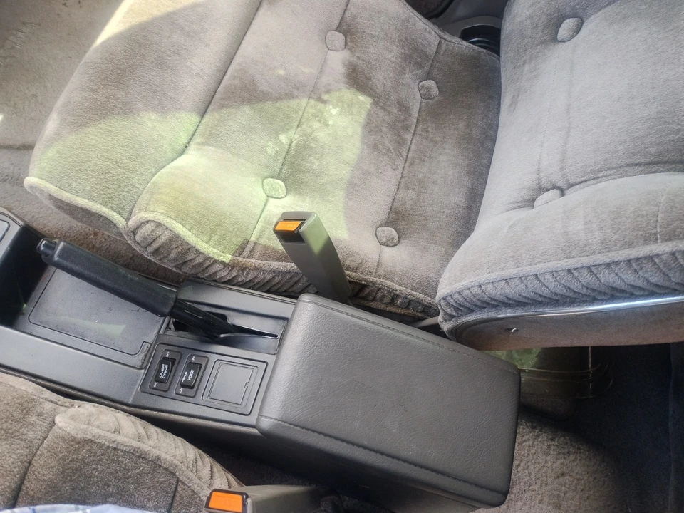 1985 Nissan Maxima 2nd Gen - Image 18 of 30