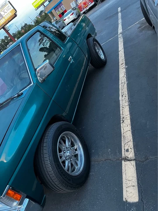 1985 Nissan Frontier - Image 3 of 3