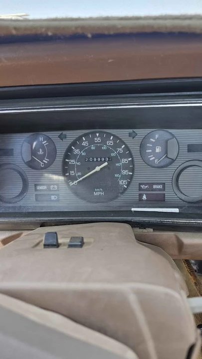 1985 Nissan Frontier - Image 10 of 13