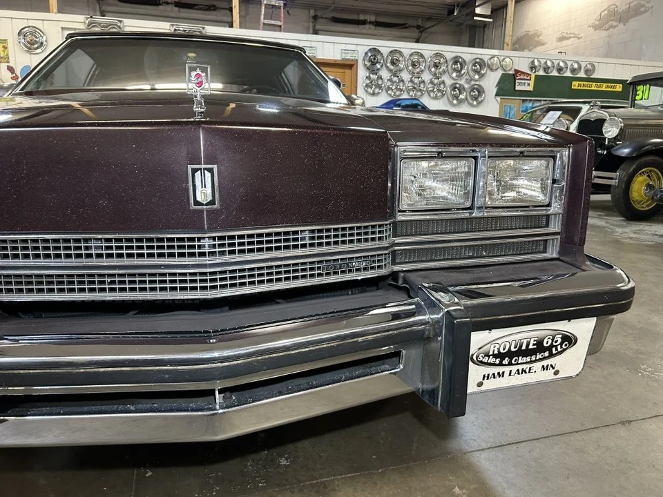 1985 Oldsmobile Toronado - Image 9 of 21