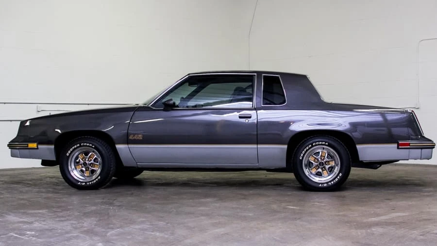 1985 Oldsmobile 442 4th Gen - Image 2 of 8