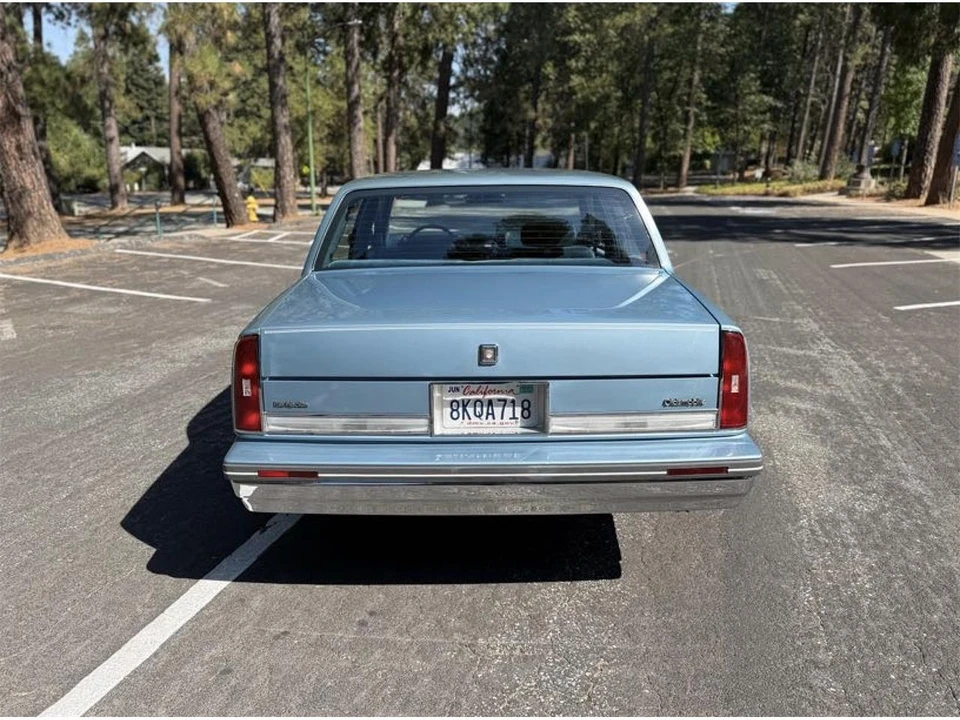 1985 Oldsmobile 98 - Image 5 of 31