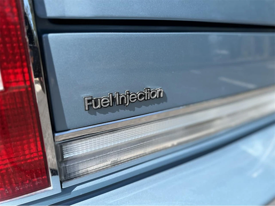 1985 Oldsmobile 98 - Image 19 of 31