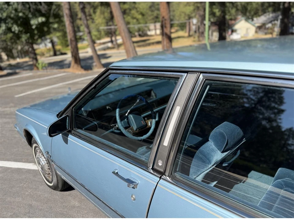 1985 Oldsmobile 98 - Image 23 of 31