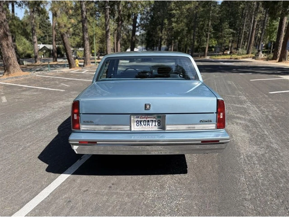 1985 Oldsmobile 98 - Image 5 of 31