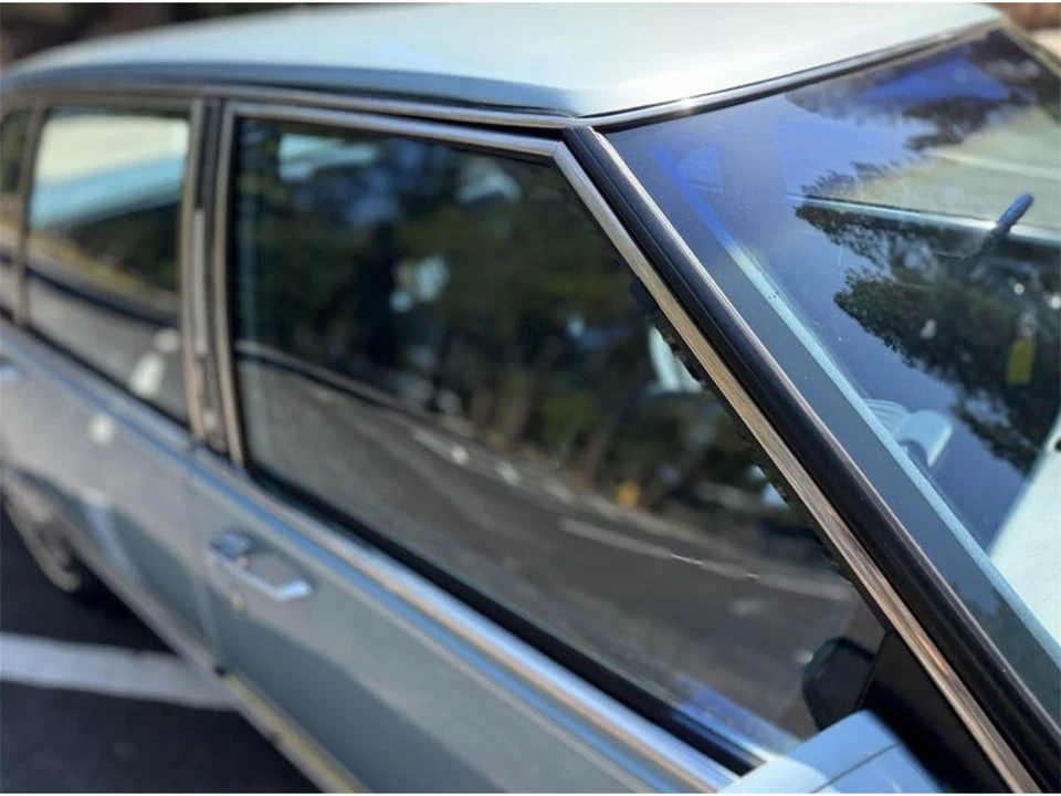 1985 Oldsmobile 98 - Image 13 of 31