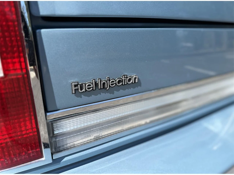 1985 Oldsmobile 98 - Image 19 of 31