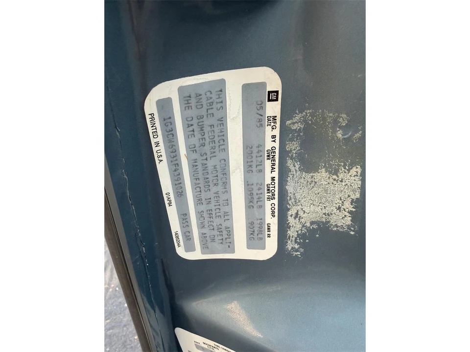1985 Oldsmobile 98 - Image 31 of 31
