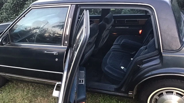 1985 Oldsmobile 98 - Image 5 of 14