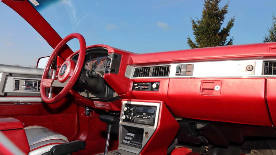 1985 Oldsmobile Calais - Image 18 of 20