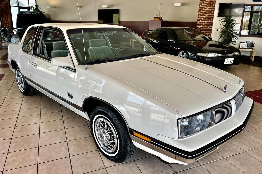 1985 Oldsmobile Calais - Image 2 of 31