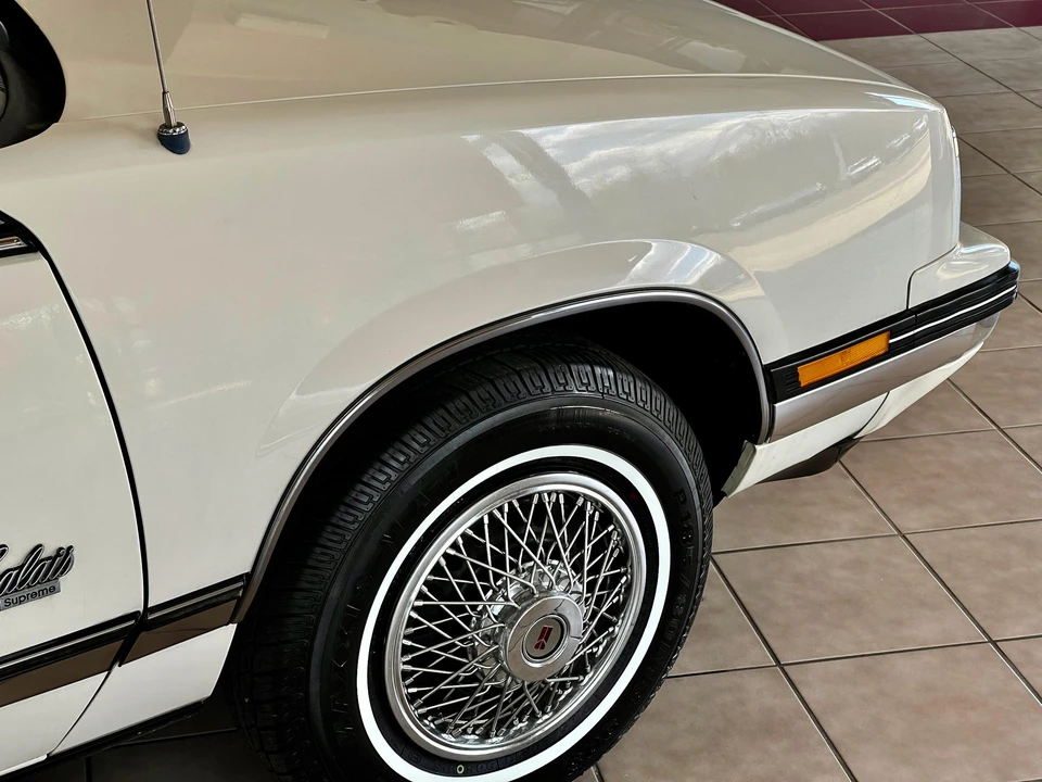 1985 Oldsmobile Calais - Image 18 of 31