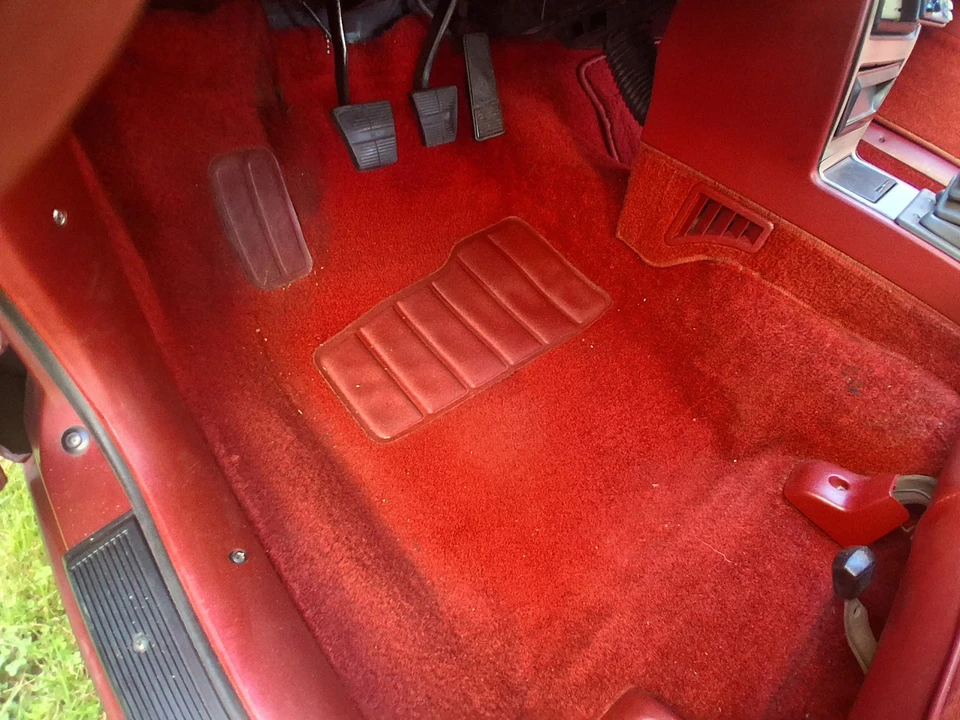 1985 Oldsmobile Calais - Image 29 of 31