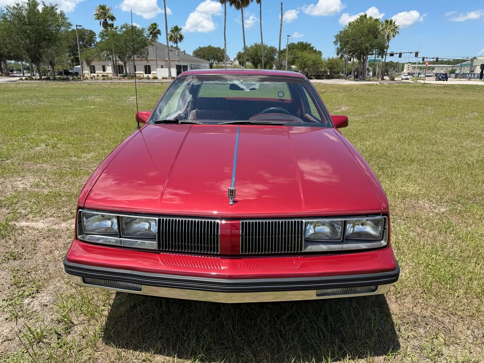 1985 Oldsmobile Calais - Image 8 of 31