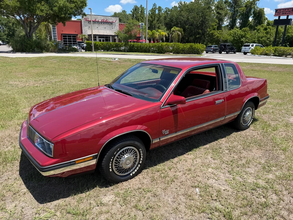 1985 Oldsmobile Calais - Image 13 of 31
