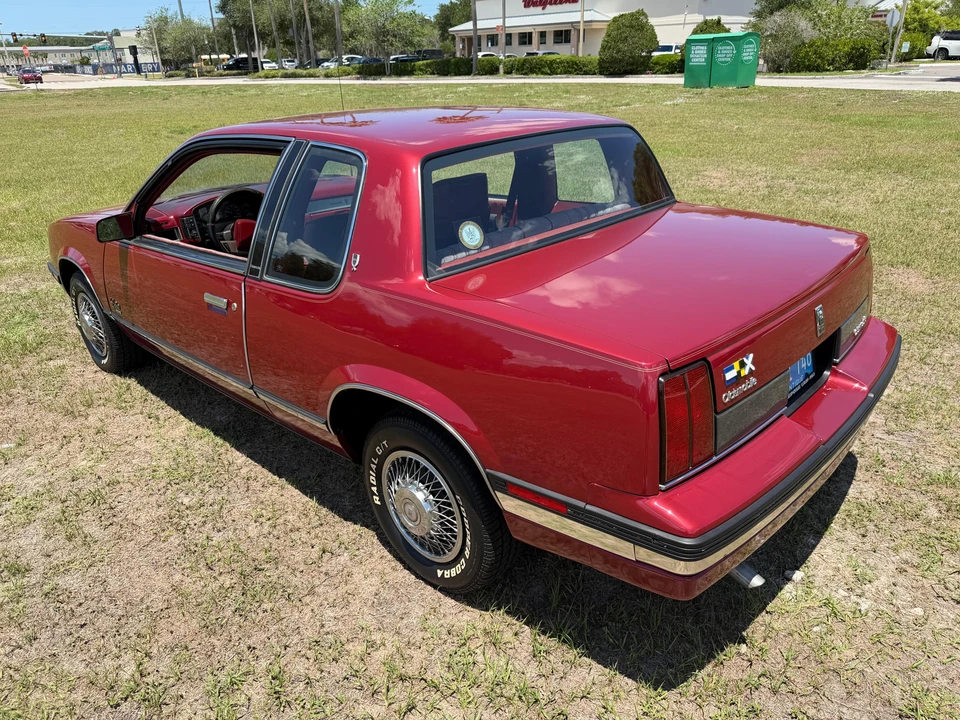 1985 Oldsmobile Calais - Image 18 of 31