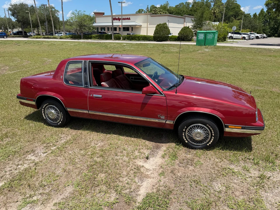 1985 Oldsmobile Calais - Image 31 of 31