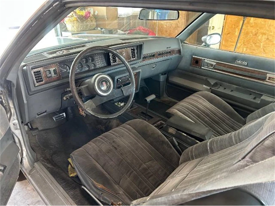 1985 Oldsmobile Cutlass 5th Gen - Image 7 of 12