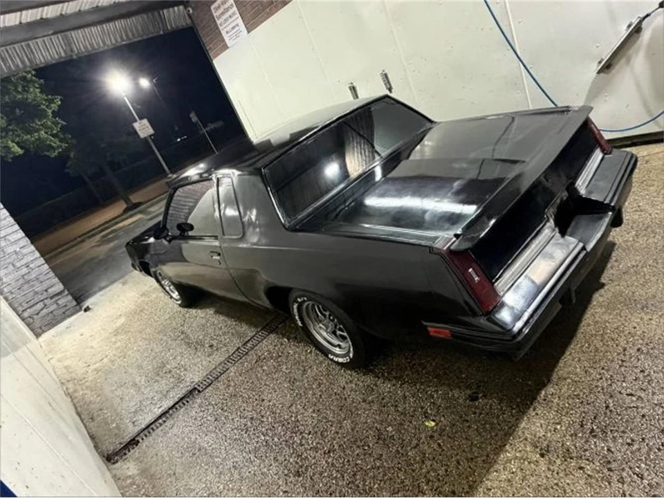 1985 Oldsmobile Cutlass 5th Gen - Image 3 of 12
