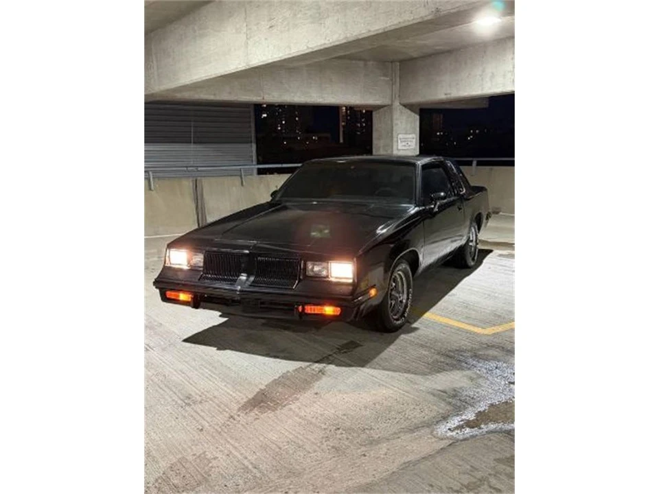 1985 Oldsmobile Cutlass 5th Gen - Image 11 of 12