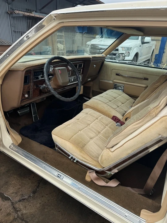 1985 Oldsmobile Cutlass 5th Gen - Image 7 of 9