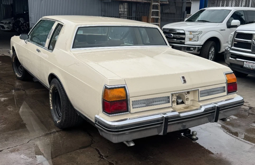 1985 Oldsmobile Cutlass 5th Gen - Image 5 of 9