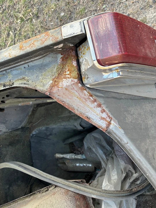 1985 Oldsmobile Cutlass 5th Gen - Image 10 of 16