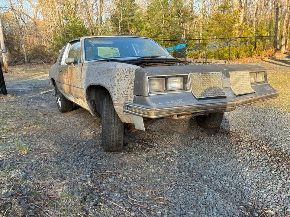 1985 Oldsmobile Cutlass 5th Gen - Image 3 of 16