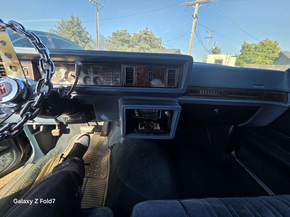 1985 Oldsmobile Cutlass 5th Gen - Image 10 of 14