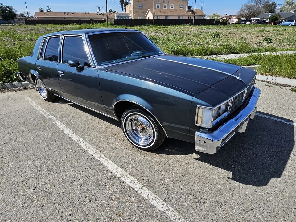 1985 Oldsmobile Cutlass 5th Gen - Image 3 of 12