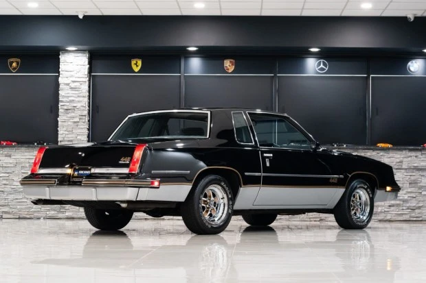 1985 Oldsmobile 442 4th Gen - Image 2 of 8