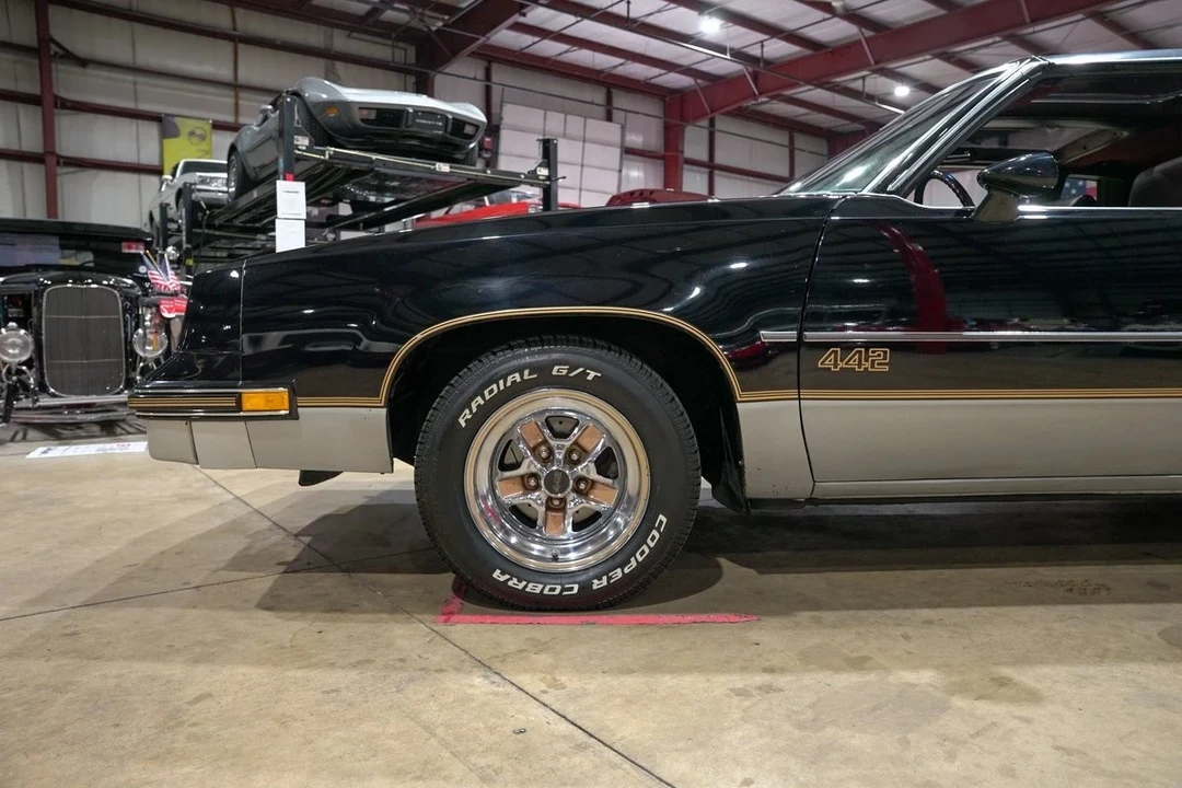 1985 Oldsmobile 442 4th Gen - Image 3 of 12