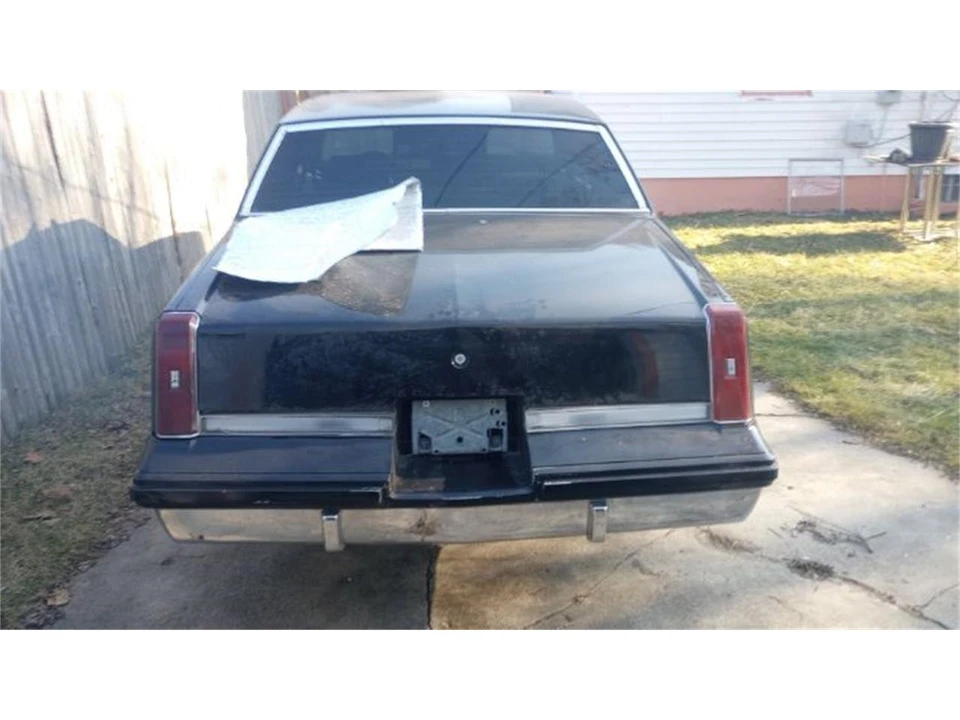 1985 Oldsmobile Cutlass 5th Gen - Image 6 of 7