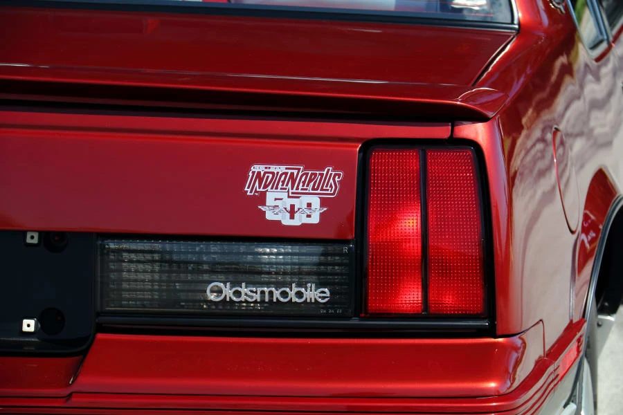 1985 Oldsmobile Calais - Image 10 of 30