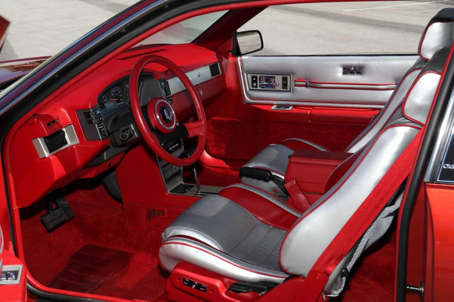1985 Oldsmobile Calais - Image 23 of 30