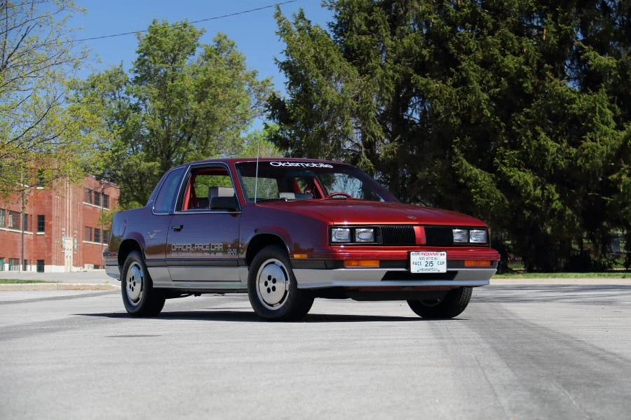 1985 Oldsmobile Calais - Image 6 of 30