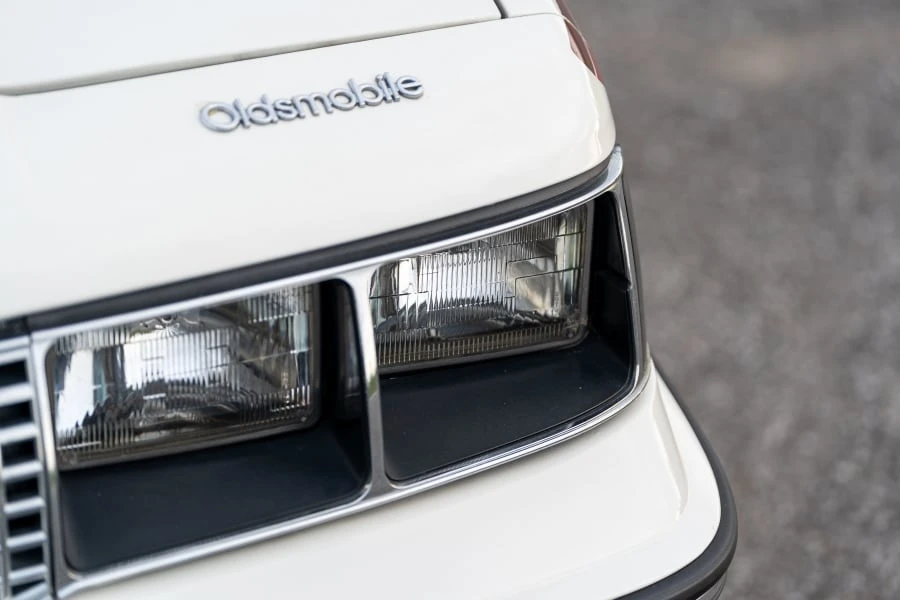 1985 Oldsmobile Cutlass Ciera - Image 13 of 30