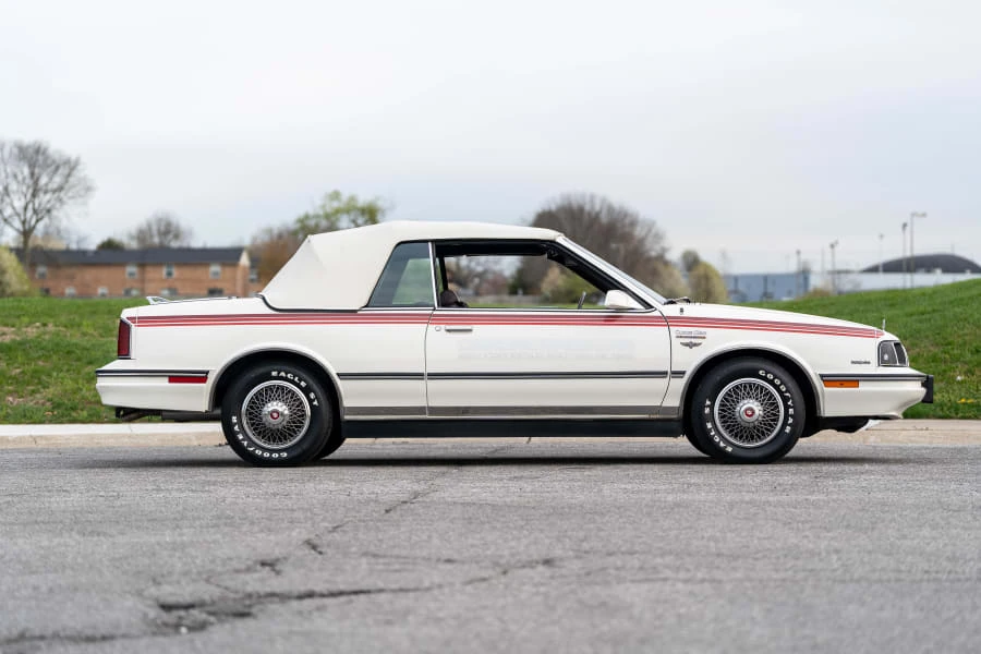 1985 Oldsmobile Cutlass Ciera - Image 2 of 30