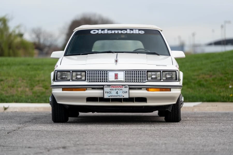 1985 Oldsmobile Cutlass Ciera - Image 4 of 30